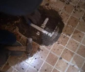 当雄卫生间漏水维修公司为您分享下卫生间渗水如何处理及注意事项